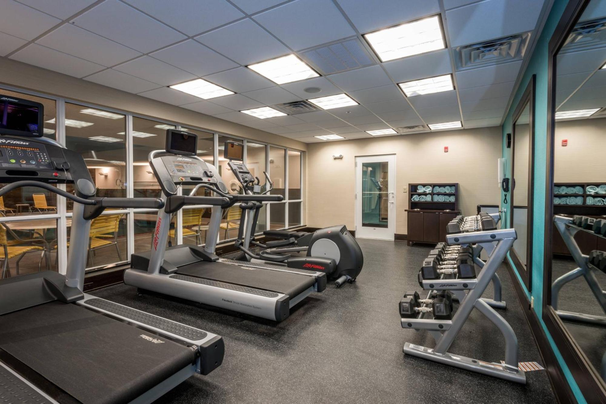 Fairfield Inn & Suites By Marriott Meridian Esterno foto